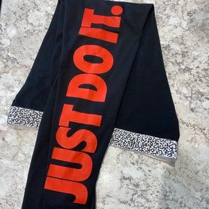 Fleece lined athletic pant, gently used